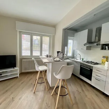 Vakantiehuis Golfo Borromeo 3 With Terrace *
